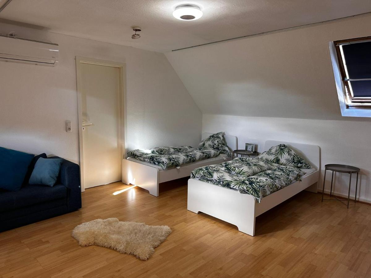 A&V Apartments Gemuetliche Rheinblick Wohnung Apt Daisy Duisburg Ngoại thất bức ảnh